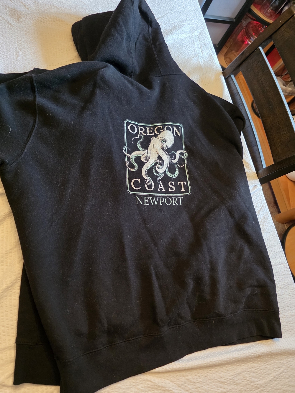Oregon Coast Newport Black Hoodie with Octopus Graphic 3xl